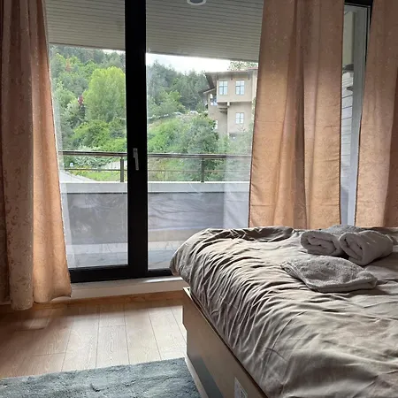 Nikol5 Deluxe Apartament *