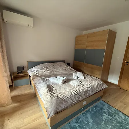 Nikol5 Deluxe Apartment *